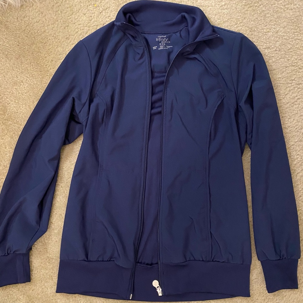 Infinity Scrub Jacket. Size medium. Navy blue